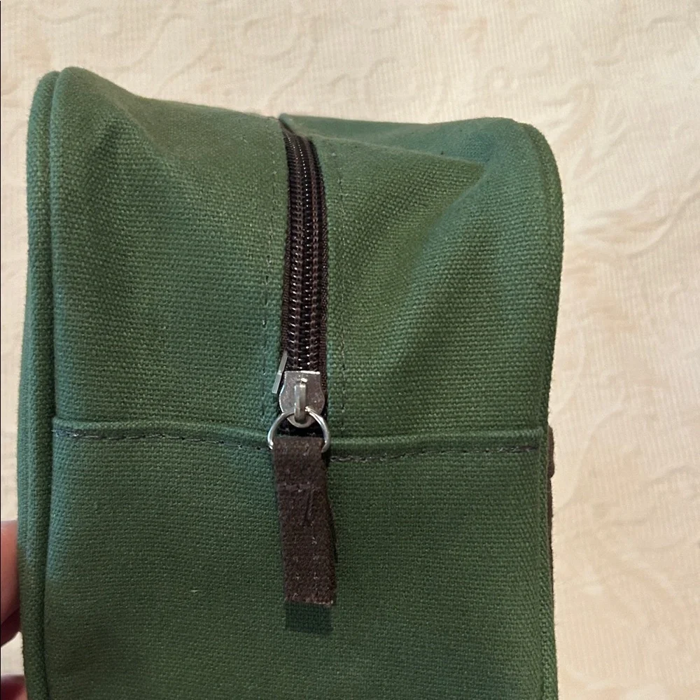BULL DOG Men's skincare & Toiletry Bag